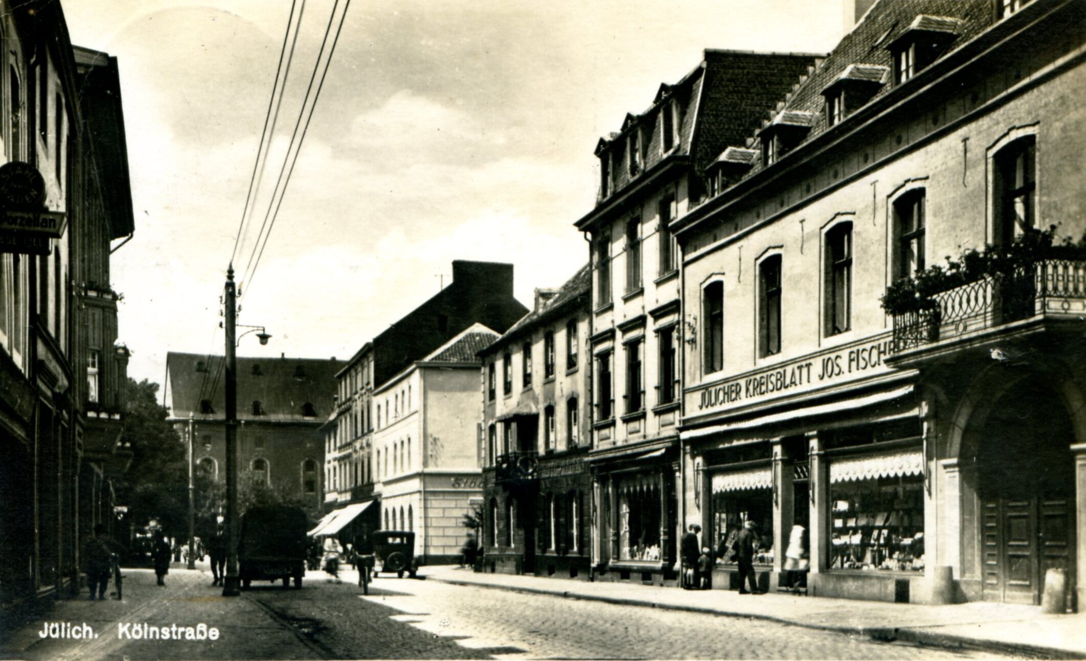 Die Kölnstraße mit Gaslaterne · Stadtarchiv Jülich